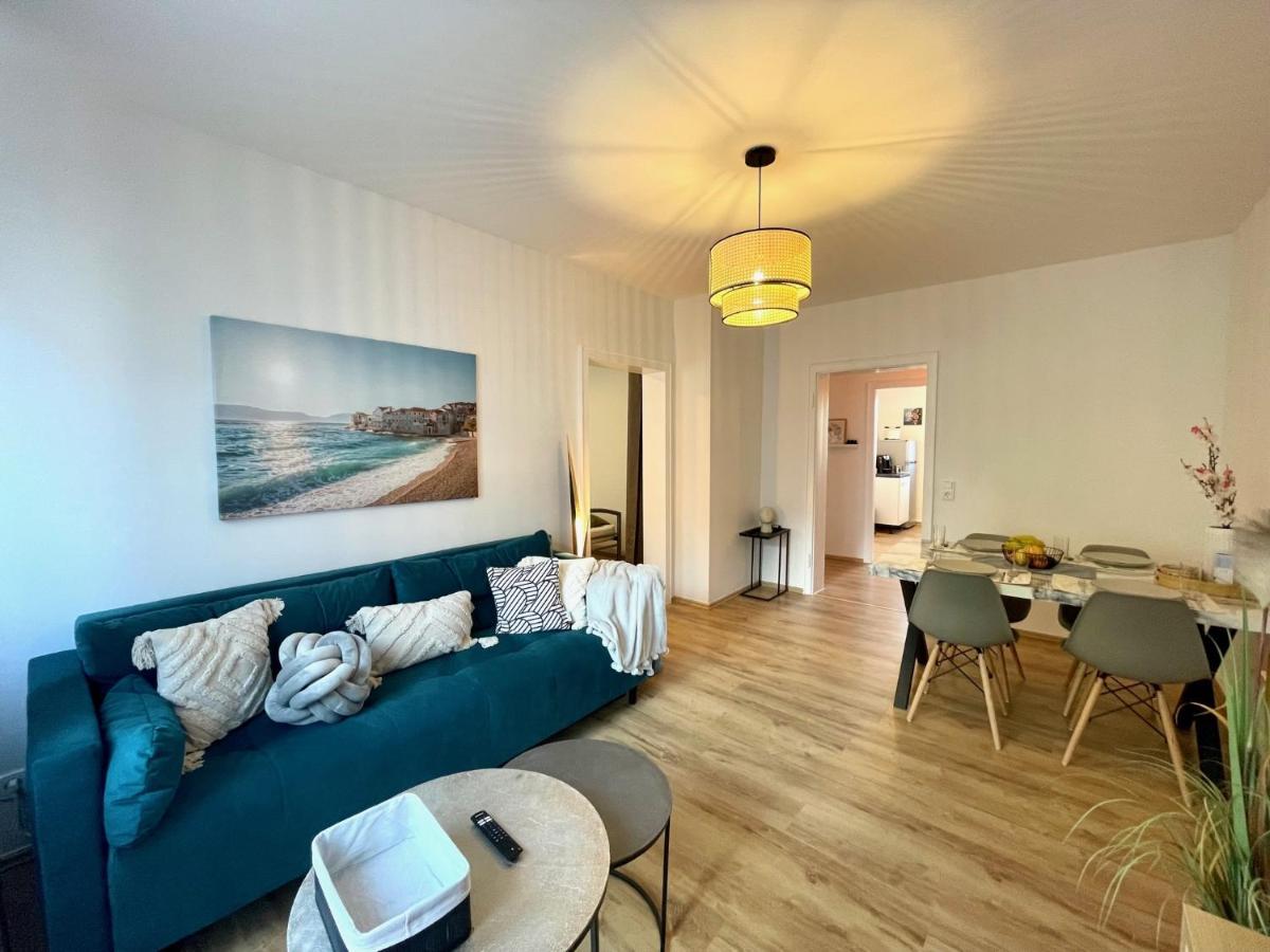 Downtown Apartment By Ninja Spaces - Kingsize-Bett, Kueche, Netflix, Terrasse Вупертал Екстериор снимка